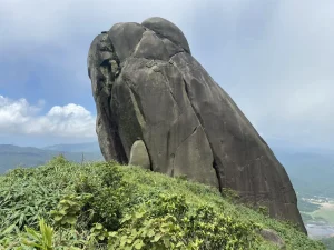 Núi Đá Bia Phú Yên