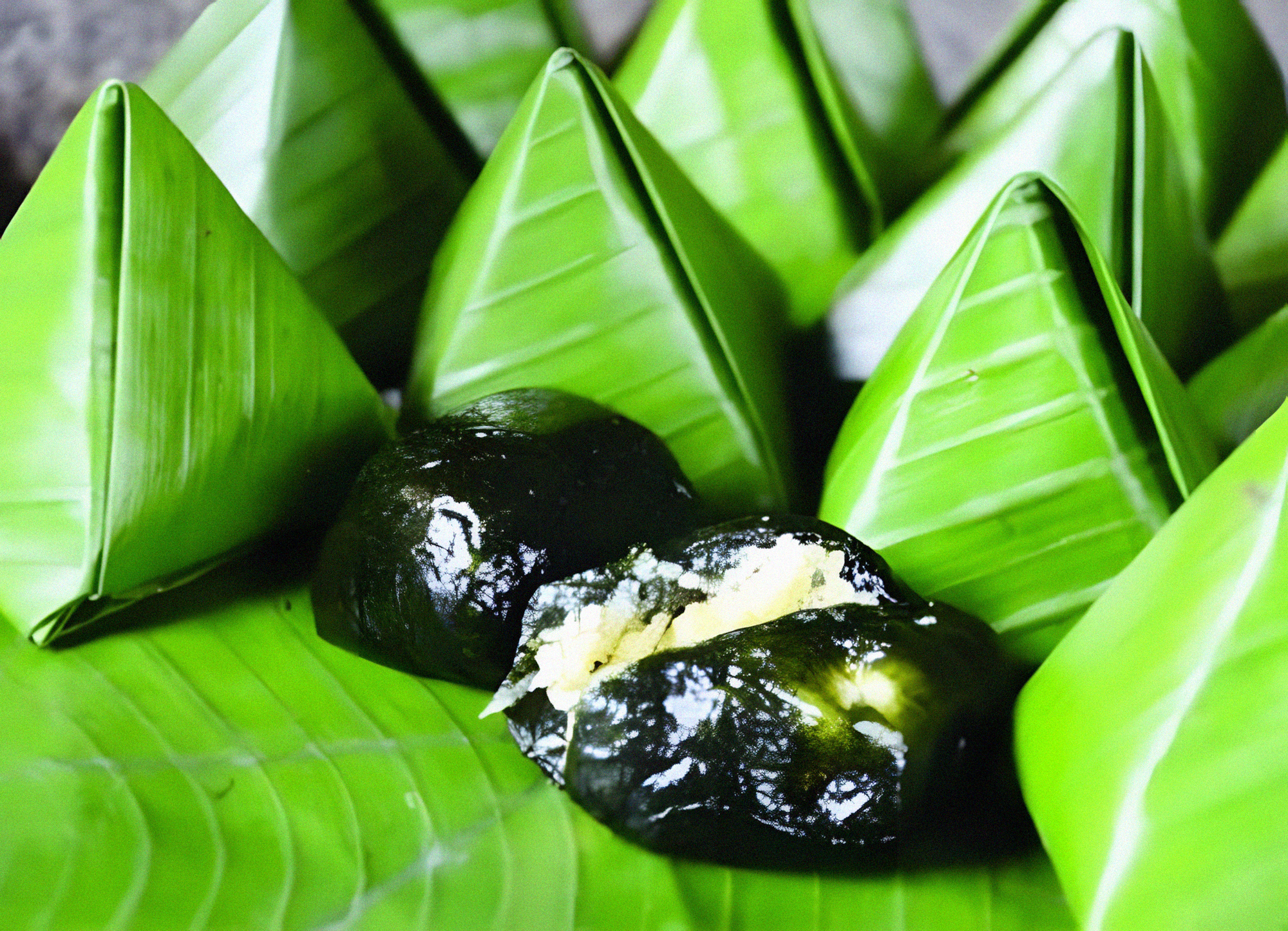 Bánh ít lá Gai Bình Định