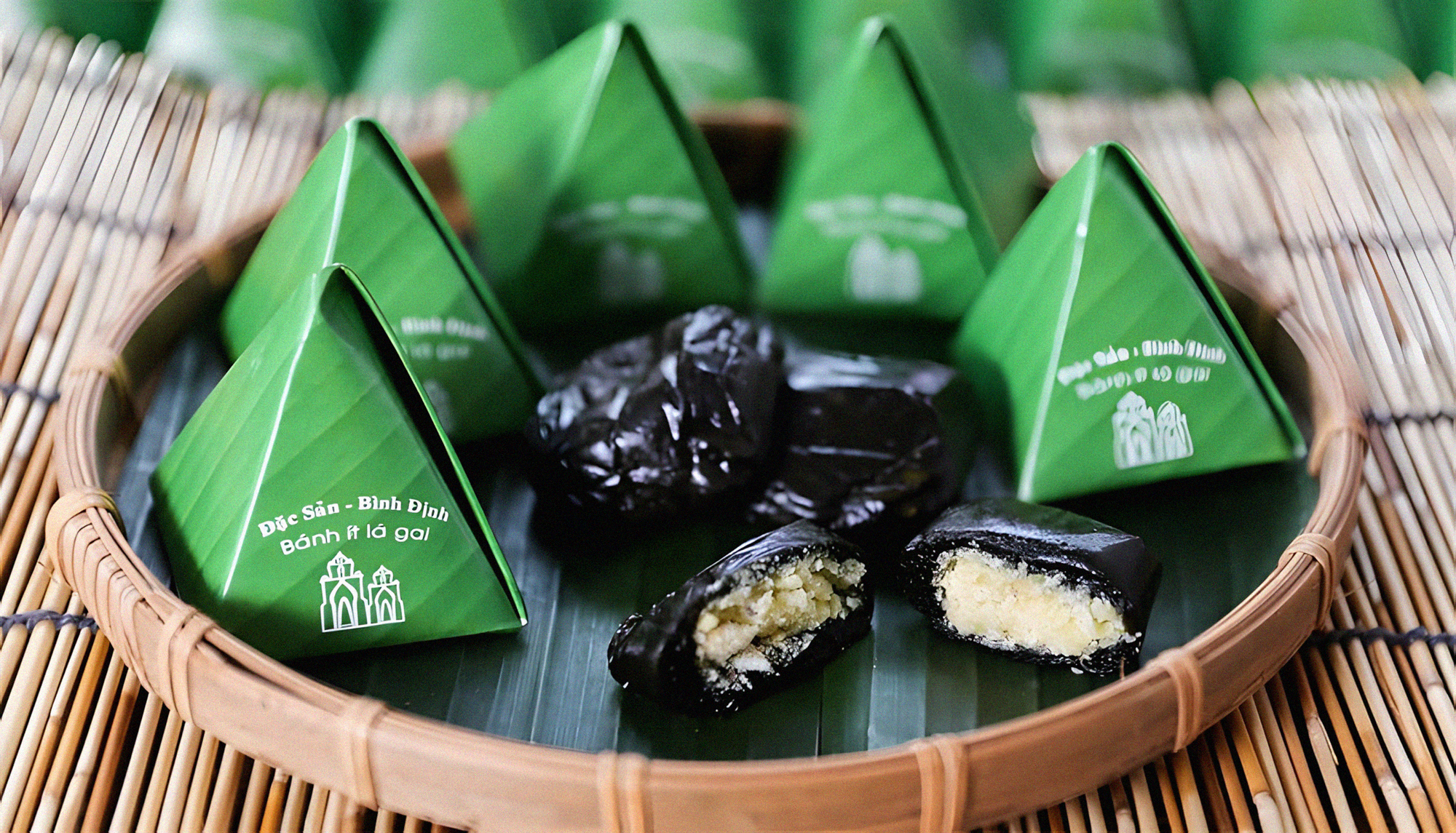Bánh ít lá Gai Bình Định
