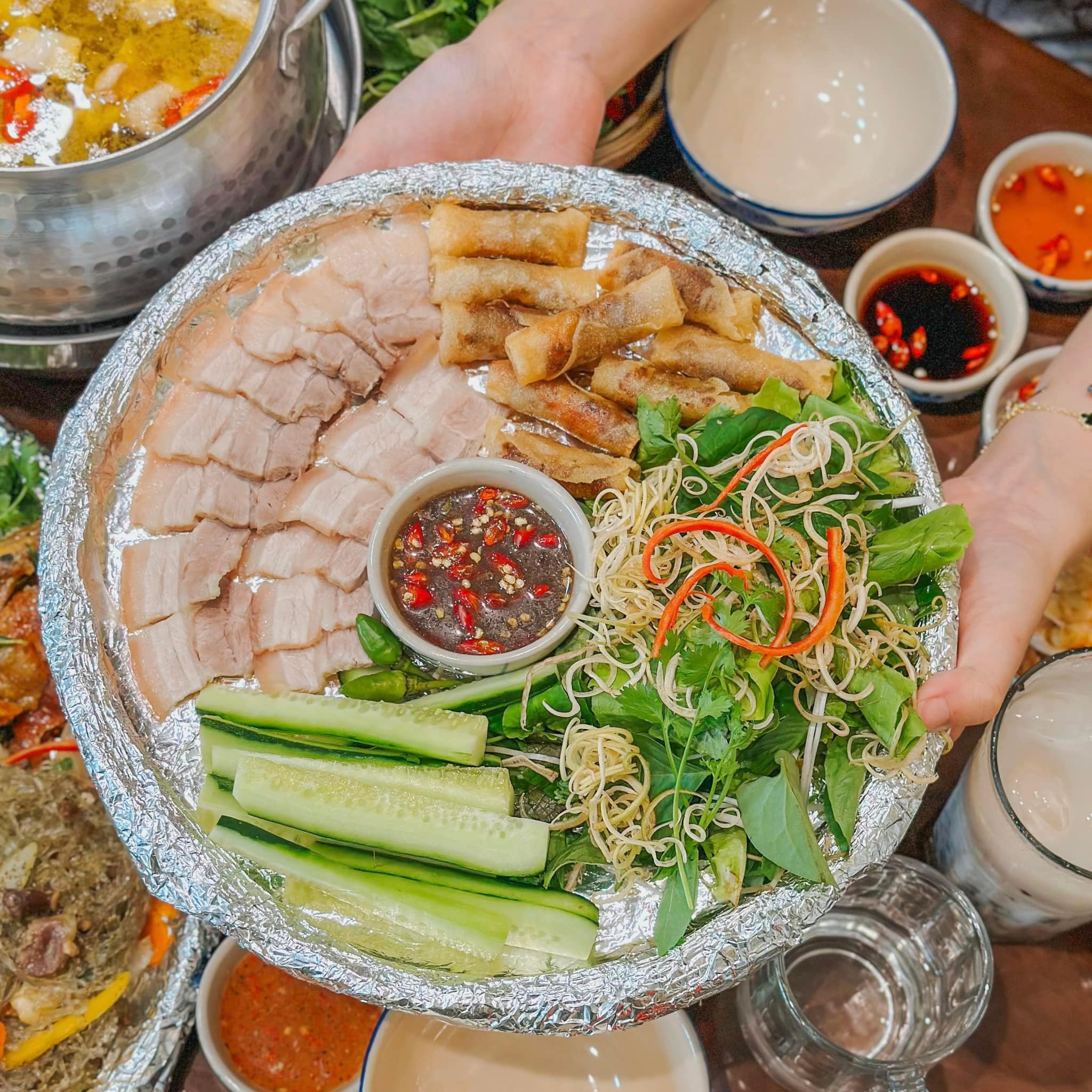 Cơm Gà Trần Thị