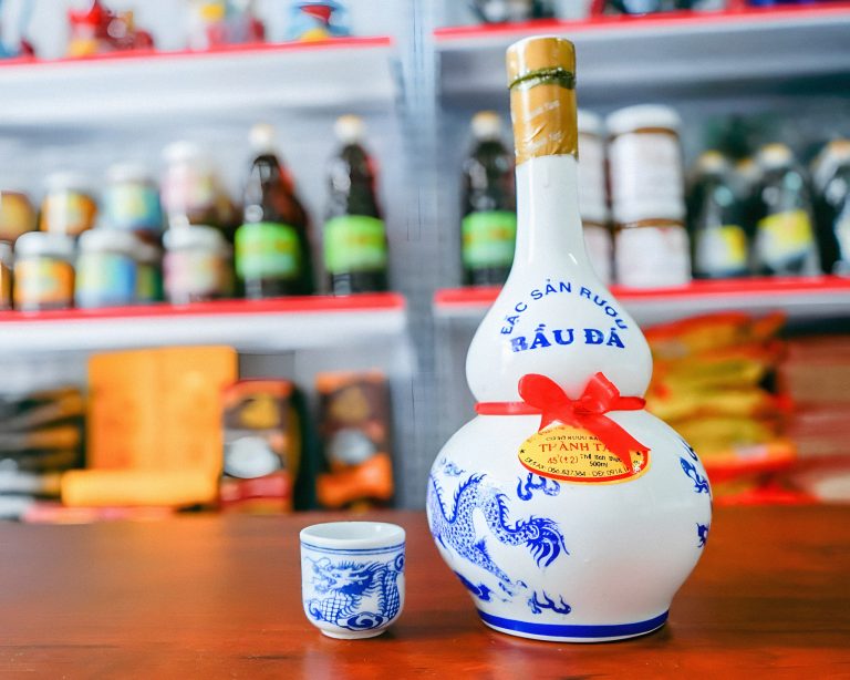 Rượu Bầu Đá Bình Định