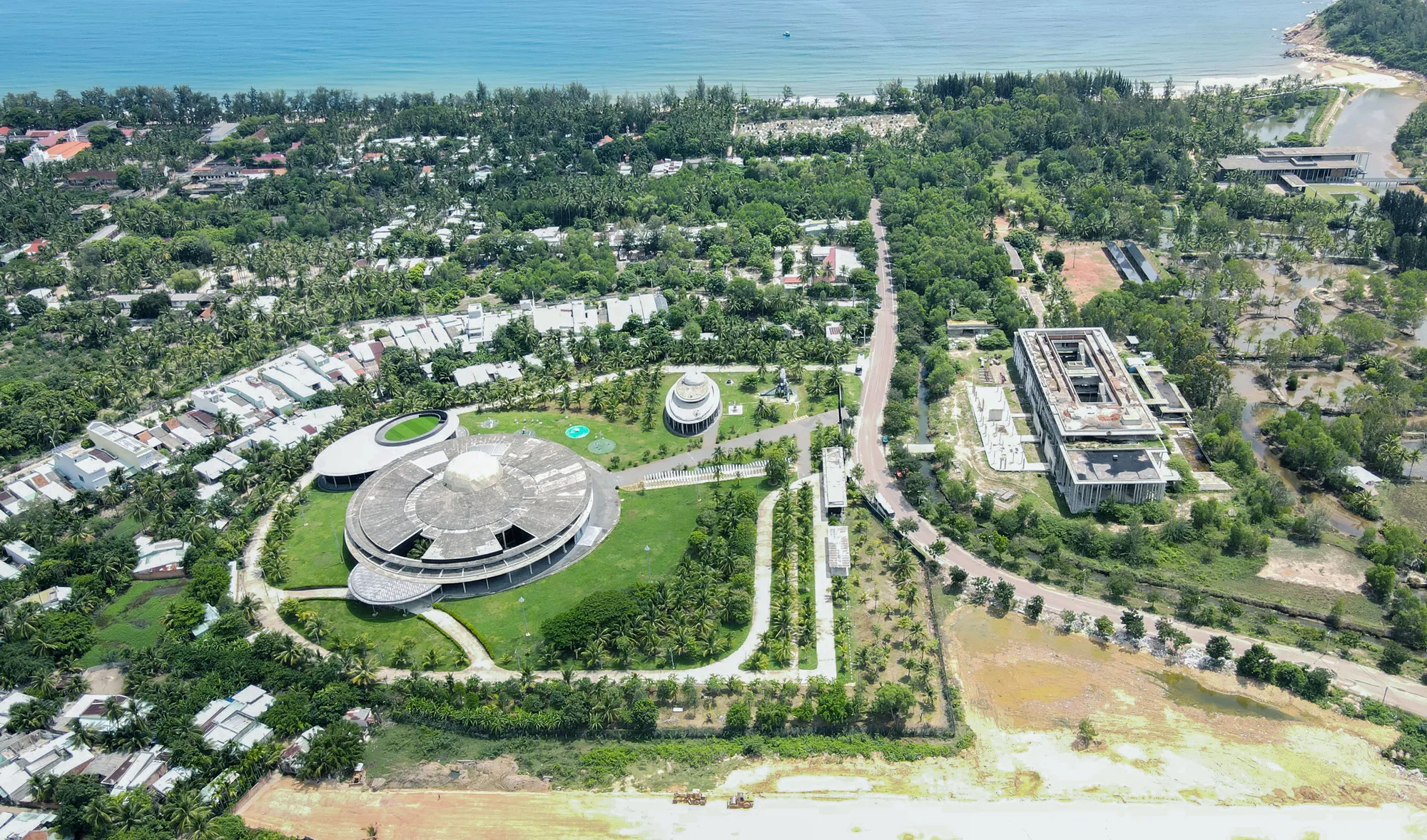 Theo quy hoạch tỉnh Bình Định thời kỳ 2021-2030, tầm nhìn 2050, tỉnh này tiếp tục đẩy mạnh xây dựng, phát triển hiệu quả khu đô thị khoa học Quy Hòa. Qua đó, hình thành trung tâm đổi mới sáng tạo cấp vùng khu vực Nam Trung bộ - Tây Nguyên, các viện nghiên cứu vật lý, thiên văn học theo chiến lược phát triển, ứng dụng khoa học, công nghệ vũ trụ